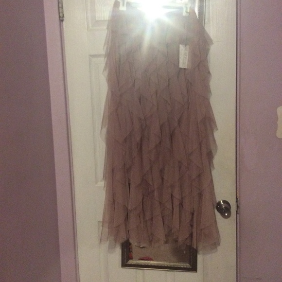 Gorgeous Mauve mesh Lavender Tulle Tiered Maxi Skirt Ruffles for photoshoot - Picture 6 of 16